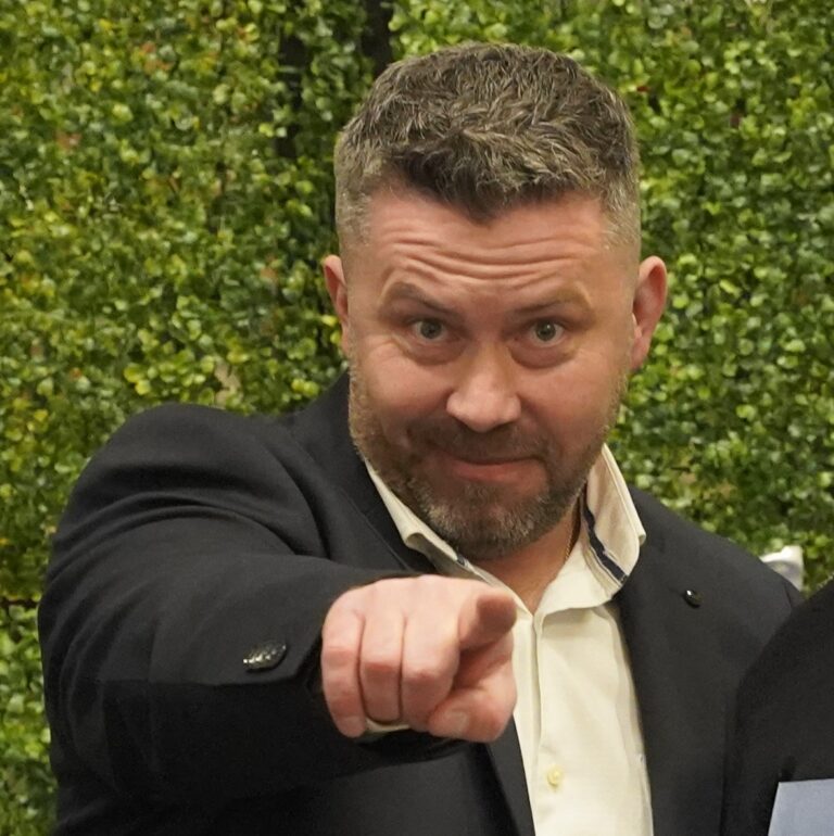 Jak wybrać odpowiedni biznes w&nbsp;2025 roku?